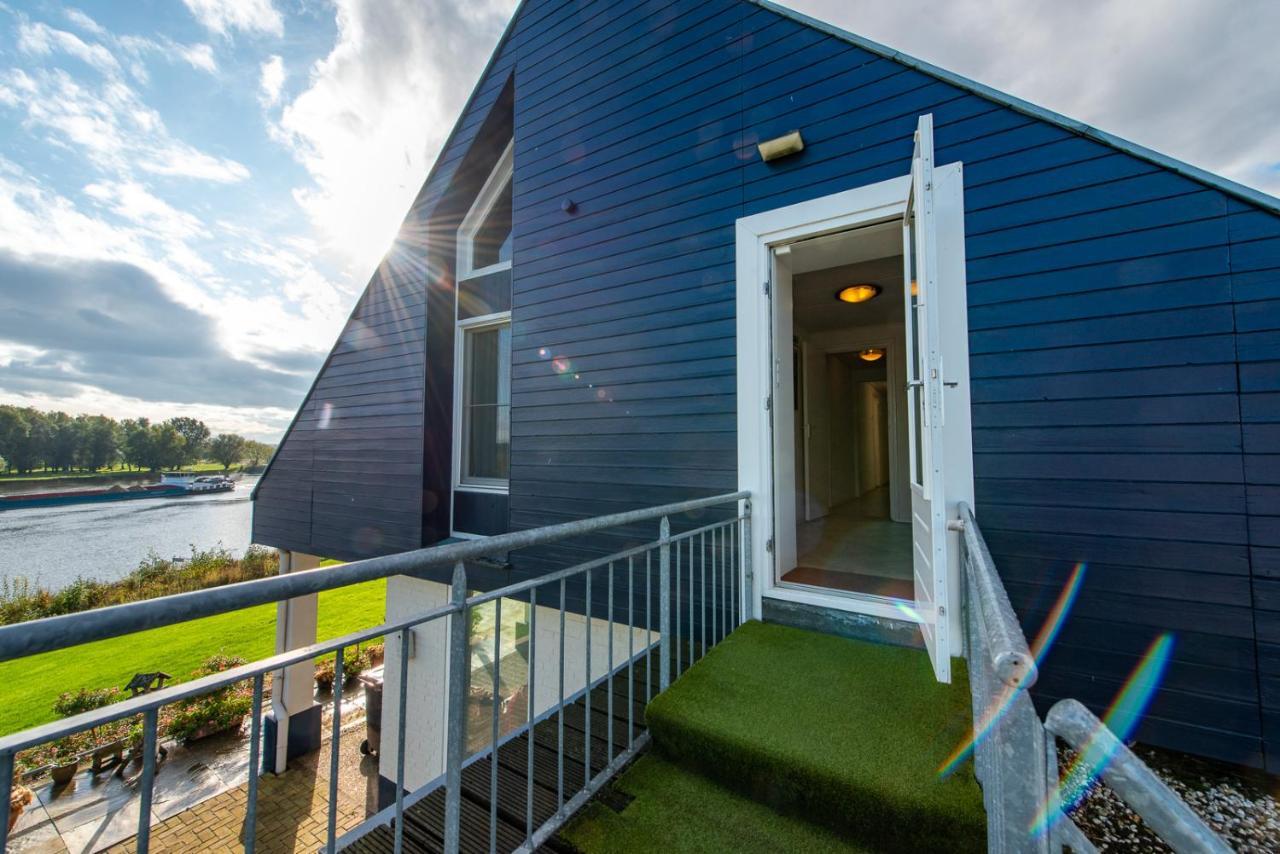 Vakantie Aan De Maas Broekhuizen  Exterior foto
